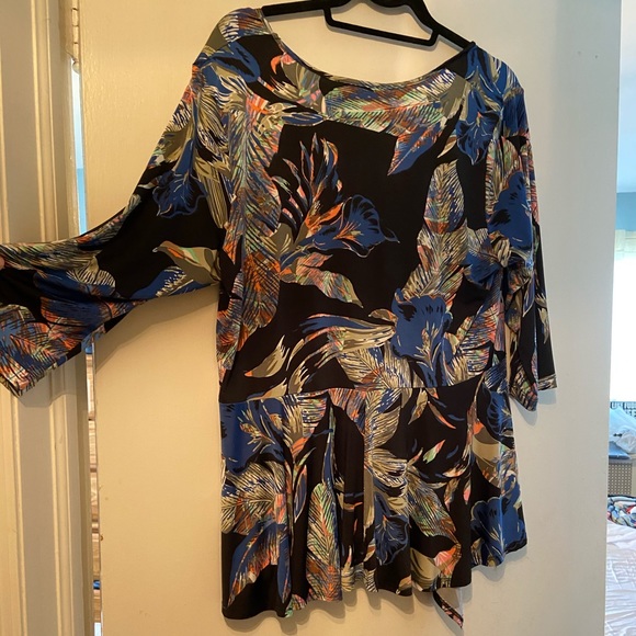 Karen Kane multicolored floral top - Picture 3 of 4
